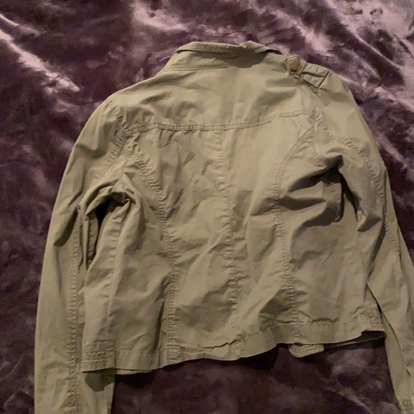 Green bomber jacket - Picture 3 of 3